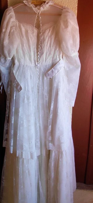 Vestido de novia con encaje