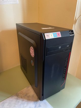 Torre L-Link UMO con lector de CD/DVD