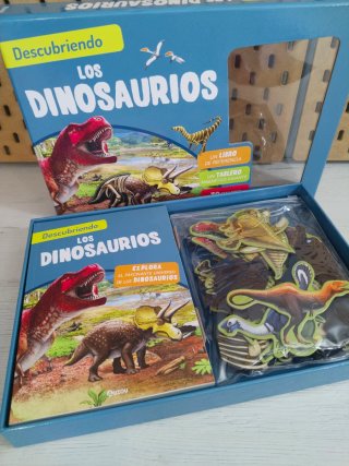 Descubriendo los dinosaurios. Tablero magnético