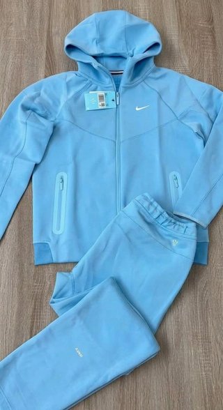 Chándal Nike Nocta Azul Claro