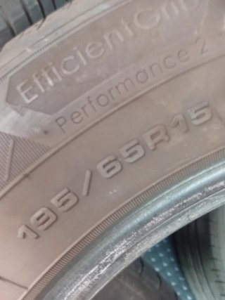 Neumáticos Michelin goodyear