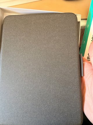 Logitech Combo Touch iPad 10ª Gen