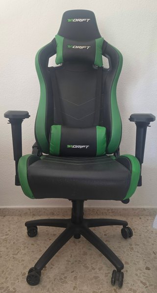 Silla gaming Drift negra y verde con cojines