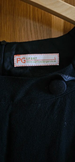 Vestido negro Purificación García
