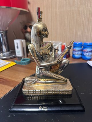 Statuetta Sfinge su base in legno
