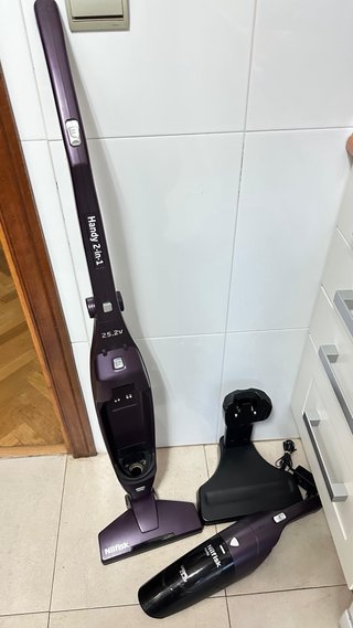 Aspirador Nilfisk Handy 2-in-1 25.2V