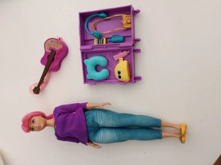 Muñeca Barbie Daisy con Accesorios