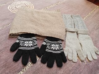 Pack de 2 pares de guantes y buff
