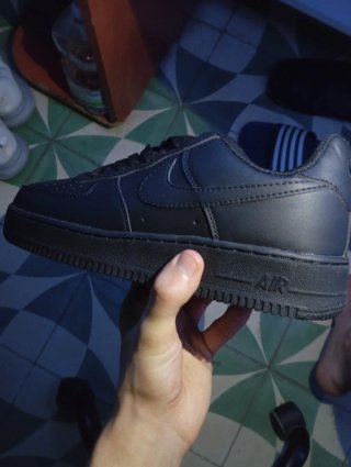 Nike Air Force 1 '07 Talla 42
