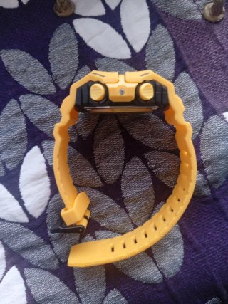 Reloj Casio G-Shock Protection Amarillo