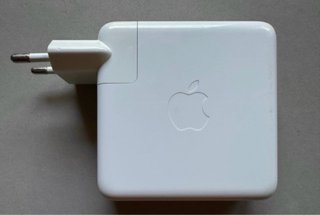 Cargador Apple MacBook Pro 61W  14’’ 16’’ M1 M2 M3