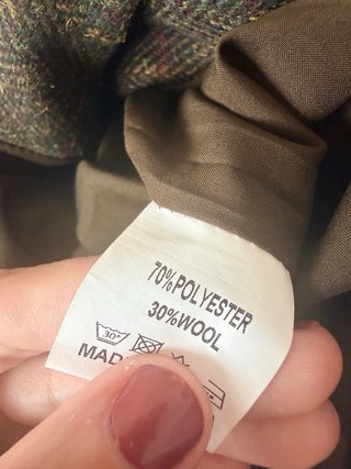 Abrigo de paño nuevo con etiqueta