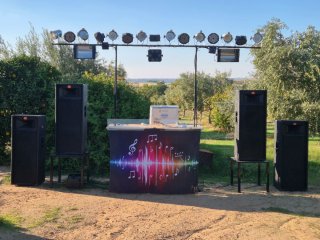 Equipo de Sonido e Iluminación Profesional
