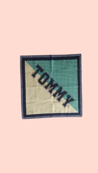 Pañuelo vintage Tommy Hilfiger estilo bandana