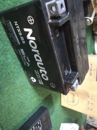 Batería Norauto NTX9-BS 12V 8Ah AGM