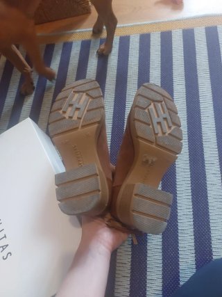Botines Hispanitas de cuero marrón