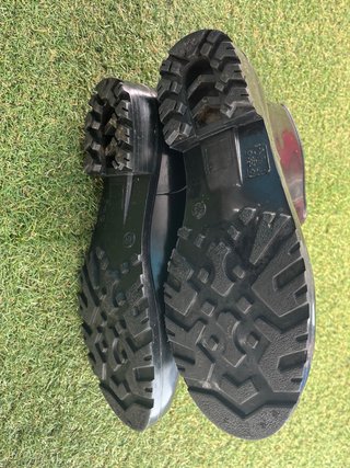 Botines de agua negros