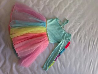 Disfraz unicornio arcoíris niña