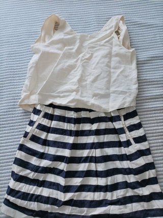 Vestido Hoss Intropia rayas. Con bolsillos