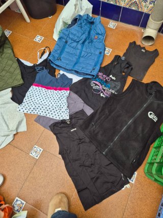 Lote de ropa de bebé,niño/a,mochilas,zapatos,etc