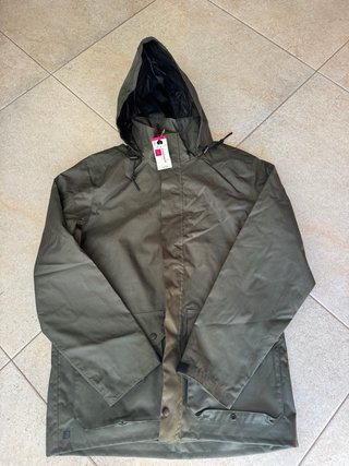 Traje de agua verde oliva talla L