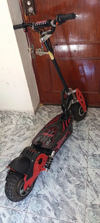 Patinete Eléctrico Rojo