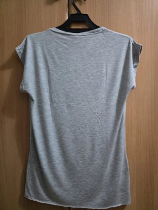 Camiseta Talla M CON ETIQUETA.2,80 EUROS