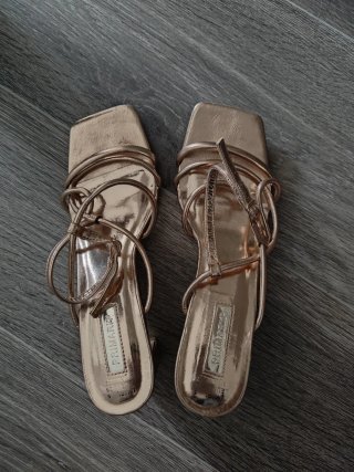 Lote Sandalias Planas Doradas Talla 37