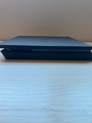PS4 + 2 Mandos + 5 Juegos