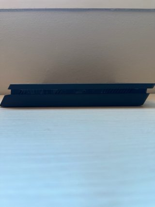 PS4 + 2 Mandos + 5 Juegos