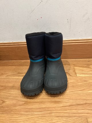 Botas de agua infantiles azul y gris