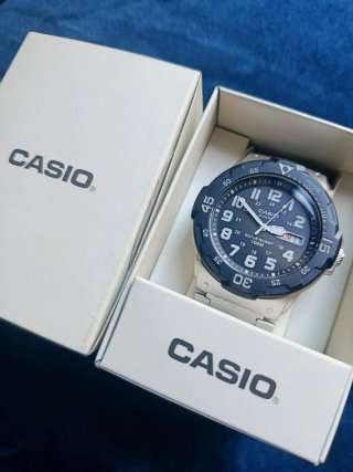 Reloj Casio MRW-200HD-1BVEF