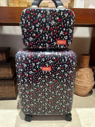 Juego Maleta y Neceser Pepe Jeans Floral
