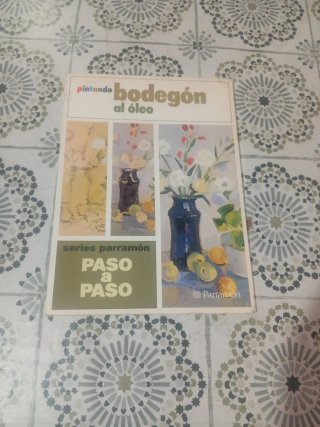 Libro, bodegón al oléo