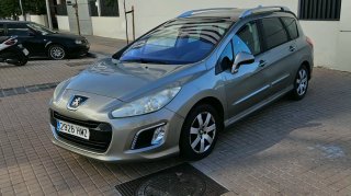 106.000.KLM Peugeot 308 SW