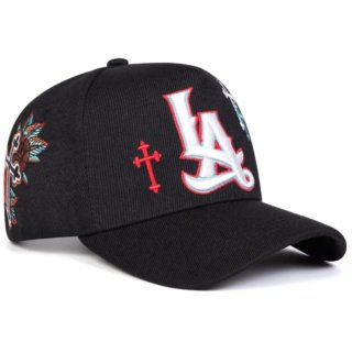 Gorra Negra con Bordados