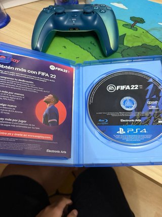 PS4 Gran Turismo Sport + FIFA 22