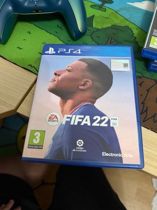 PS4 Gran Turismo Sport + FIFA 22