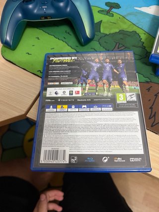 PS4 Gran Turismo Sport + FIFA 22