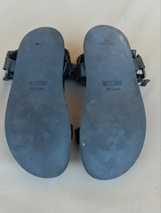Sandalias Moschino Negras