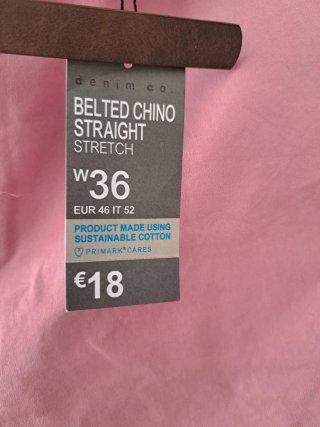 Pantalones cortos chinos con cinturón