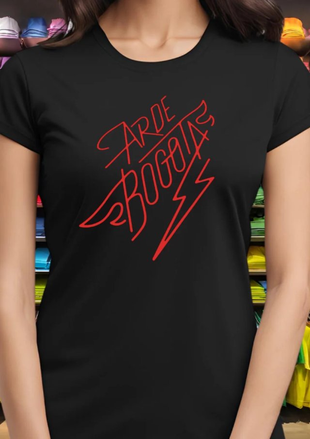 Camiseta Arde Bogotá