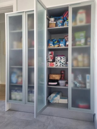 Vitrina de cocina doble con puertas cristal