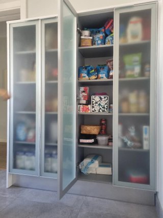 Vitrina de cocina doble con puertas cristal