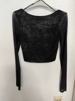 Blusa negra de manga larga Bershka