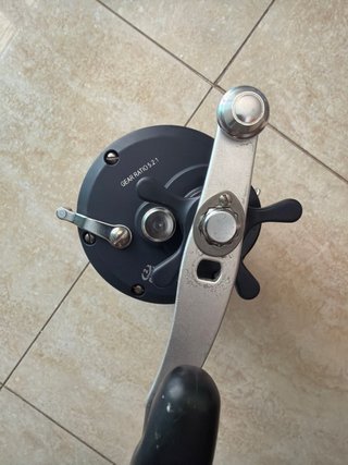 Carrete Pesca Curri Iridium Hatteras-500AL