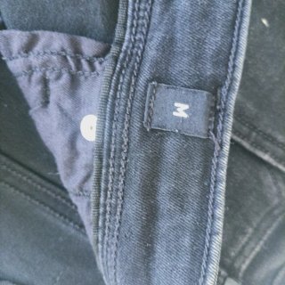 Bermuda Jack & Jones negra desgastada