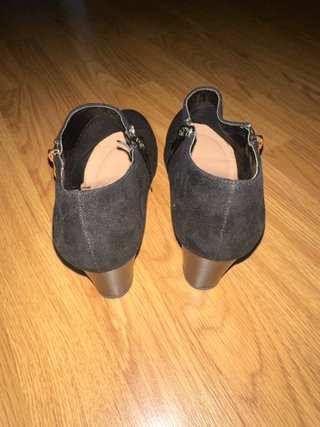 Botines negros mujer
