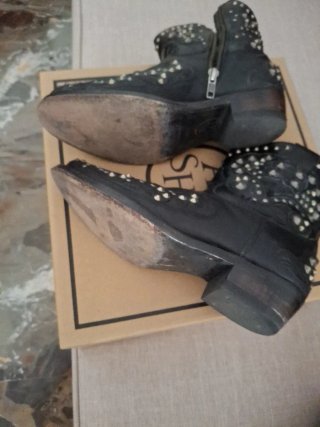 Botines estilo Country  Tachuelas Talla 38 unisex