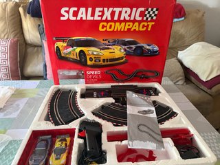 Scalextric Compact Speed Devils 1:43.